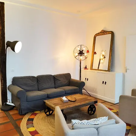 Le Marais Style With 3 Bdrs 3 Mns Republique N3-43 * Párizs