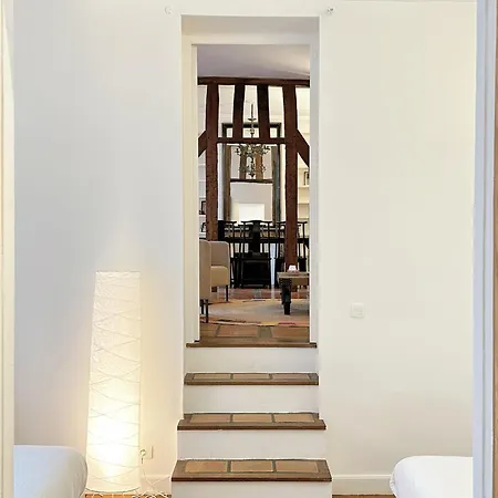 Le Marais Style With 3 Bdrs 3 Mns Republique N3-43 *