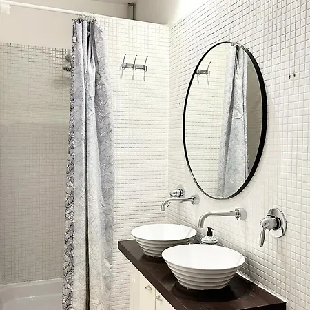 דירה Le Marais Style With 3 Bdrs 3 Mns Republique N3-43 *
